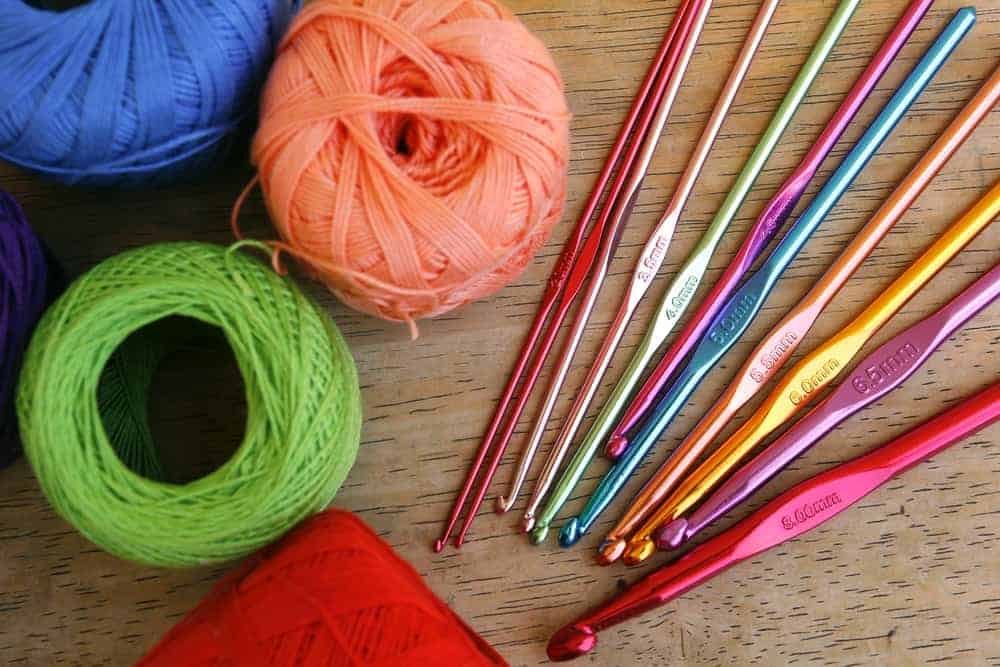 Crochet Hairpin Yarn Material Kit for Beginners Knitting Crochet with  Needle Tool Hair Accessories Crochet Wool Hair Clip Ornament Knitting Wool