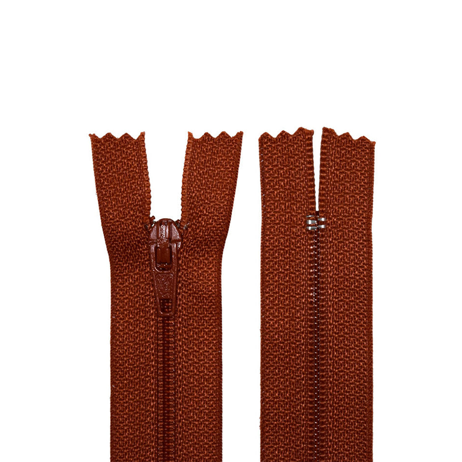 Avanti 100% Polyester Zippers for Tailor Sewing Crafts,  5 inch (13 cm),  Bag of 25 pcs (41 colors)