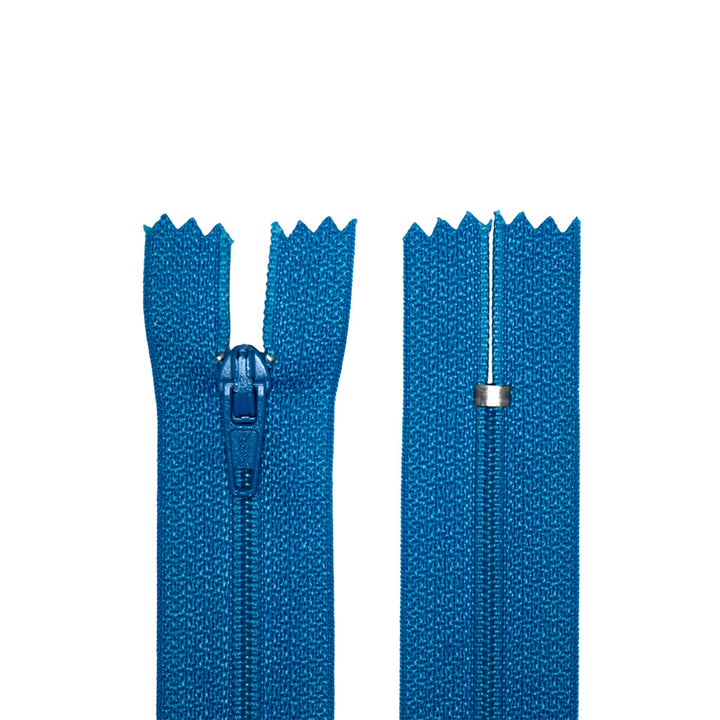 Avanti 100% Polyester Zippers for Tailor Sewing Crafts,  22 inch (55cm),  Bag of 25 pcs (41 colors)