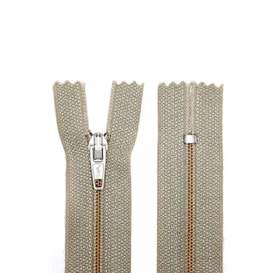 Avanti 100% Polyester Zippers for Tailor Sewing Crafts,  12 inch (30 cm),  Bag of 25 pcs (41 colors)