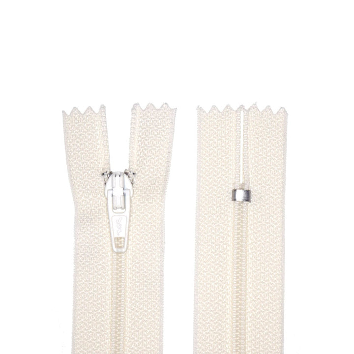 Avanti 100% Polyester Zippers for Tailor Sewing Crafts,  9 inch (23 cm),  Bag of 25 pcs (39 colors)