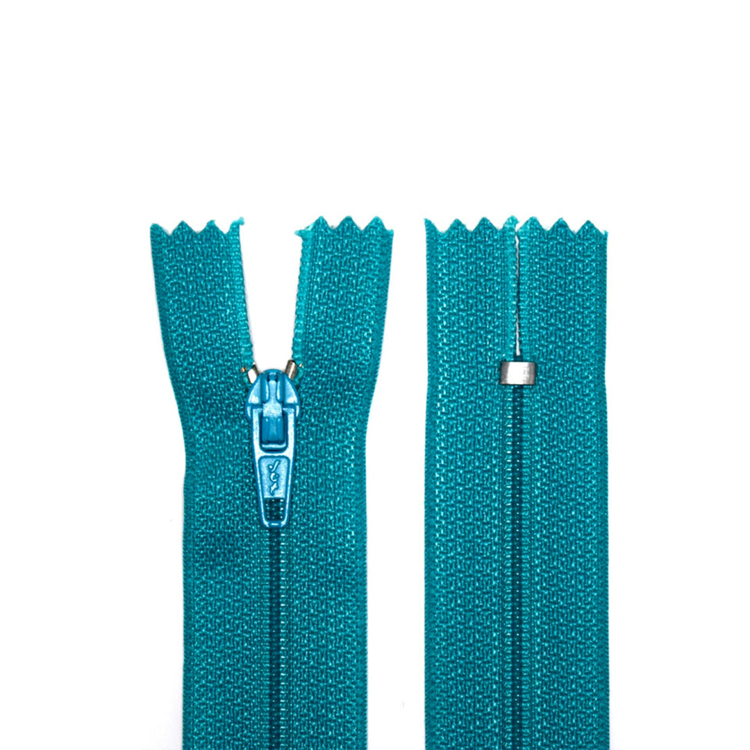Avanti 100% Polyester Zippers for Tailor Sewing Crafts,  9 inch (23 cm),  Bag of 25 pcs (39 colors)