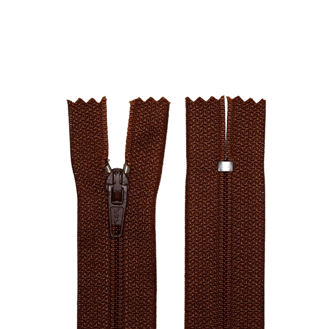 Avanti 100% Polyester Zippers for Tailor Sewing Crafts,  9 inch (23 cm),  Bag of 25 pcs (39 colors)