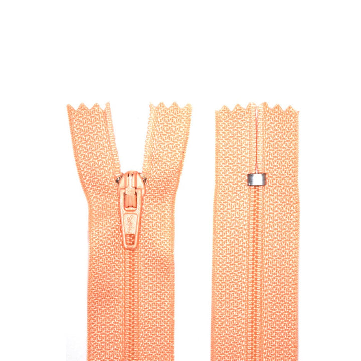Avanti 100% Polyester Zippers for Tailor Sewing Crafts,  22 inch (55cm),  Bag of 25 pcs (41 colors)