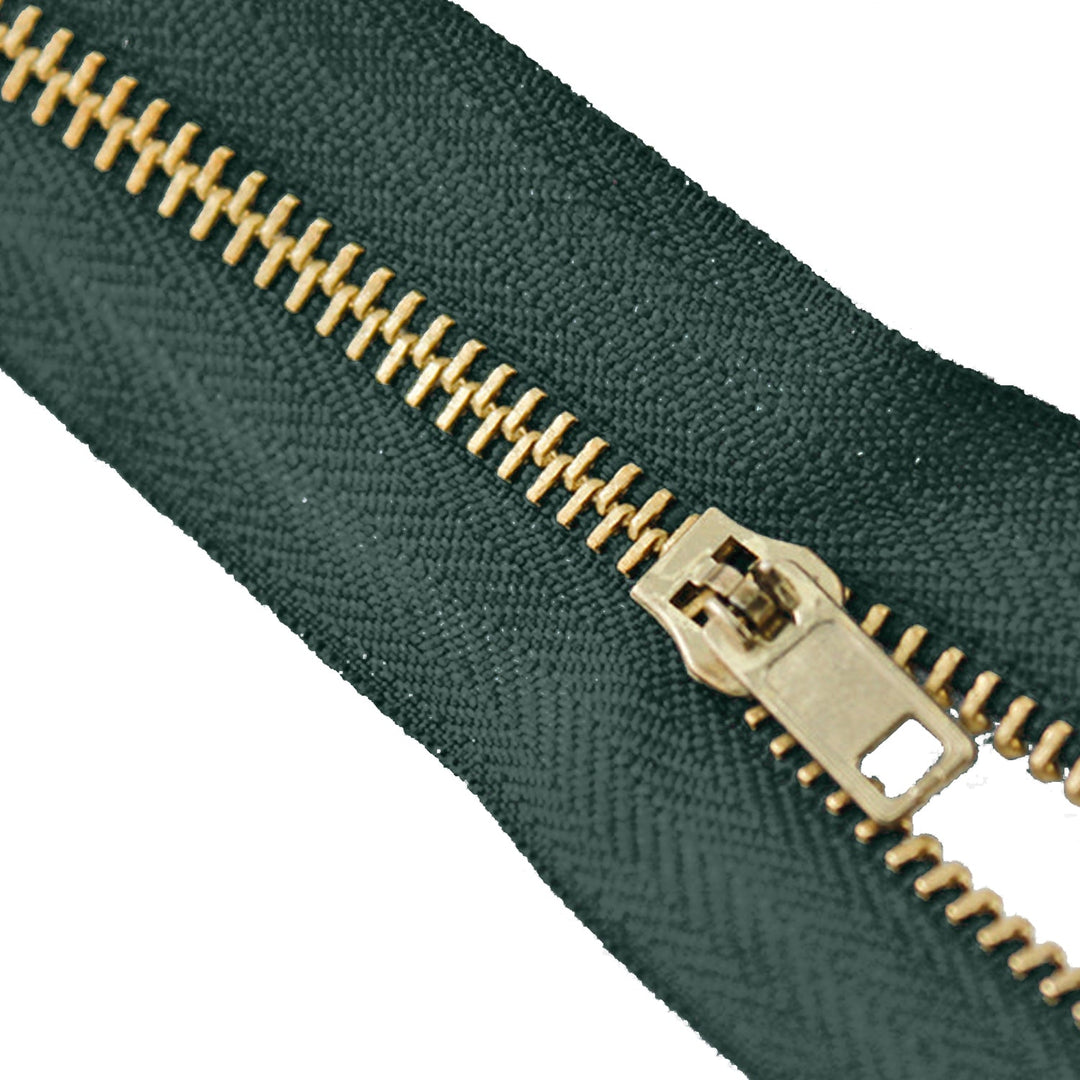 Avanti , Brass Zippers Closed-End , Metal Zipper in Gold , Variety of Ribbon Color , Gold Brass Tooth/Head , 9" inch Size , Number #5 (Bag of 25)